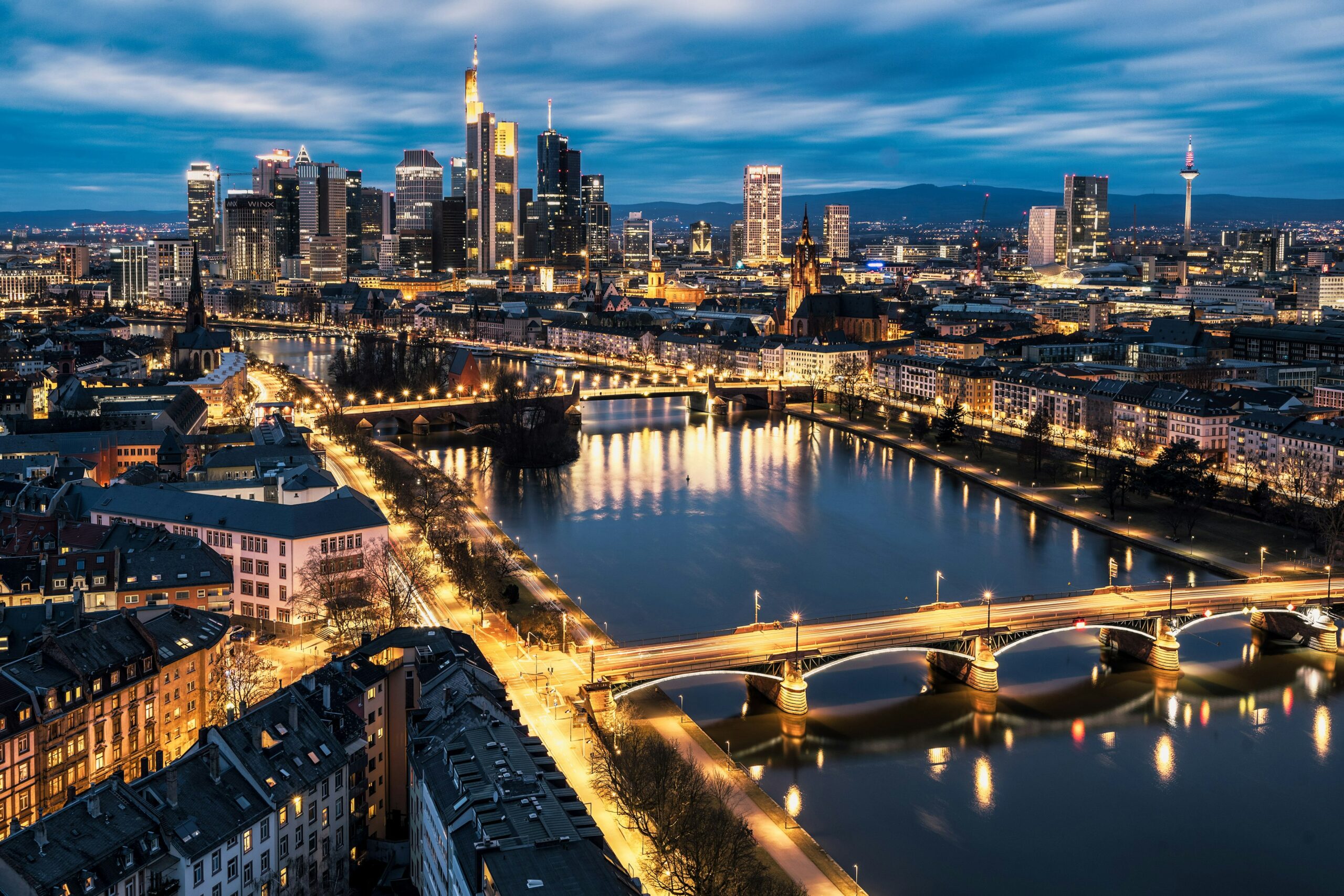 Frankfurt Skyline - Moving Services and Relocation Companies